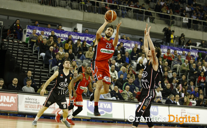 Carlos-Cobos-Fundacion CB Granada - Kia Sakimovil Basket Navarra