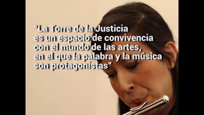 La-Alhambra-pone-música-y-lectura-a-la-Torre-de-la-Justicia-con-Los-sonidos-de-la-Palabra