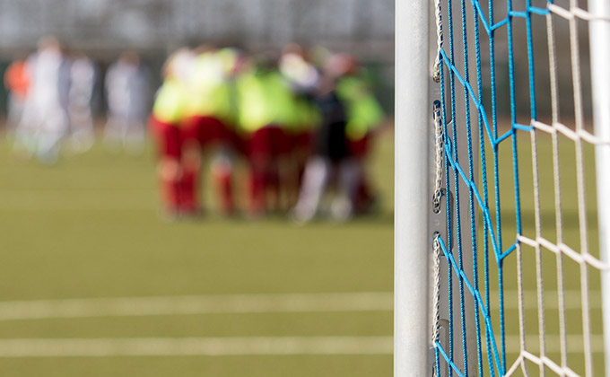 entrandor, fútbol, niños, jugar