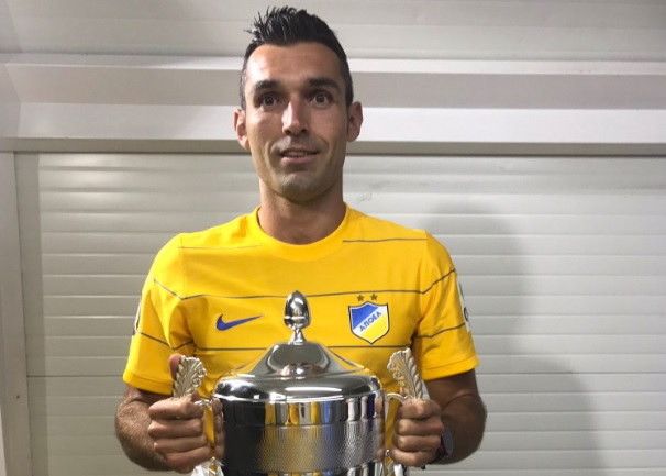 barral-campeon-chipre-apoel