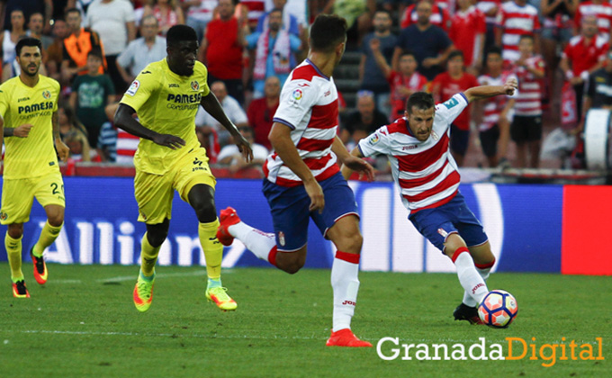 tito-durante-el-Granada-CF-Villareal-cf-J1.-Antonio-L-Juarez