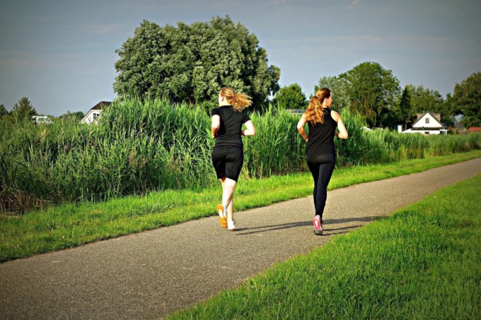 mujeres-correr-running-footing-deporte-ejercicio