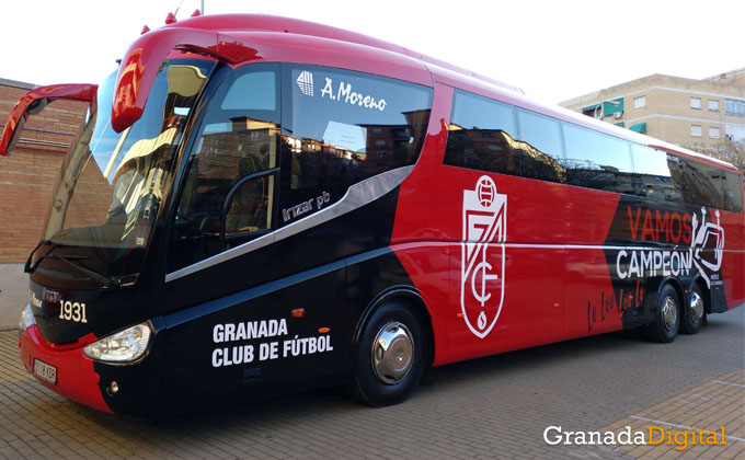 BUS ESTADIO NUEVO LOS CARMENES 1