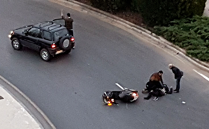 Accidente moto avenida Carlos V