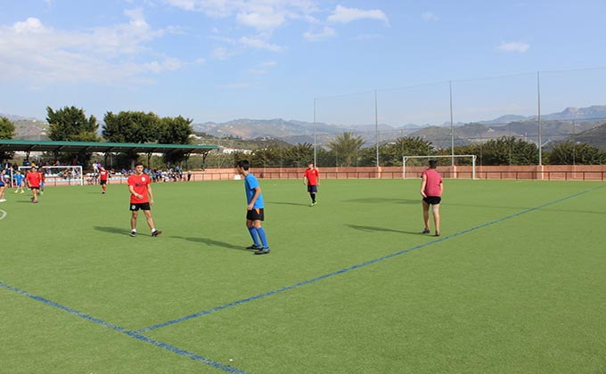 CAMPO FUTBOL RIO VERDE LA HERRADURA 17