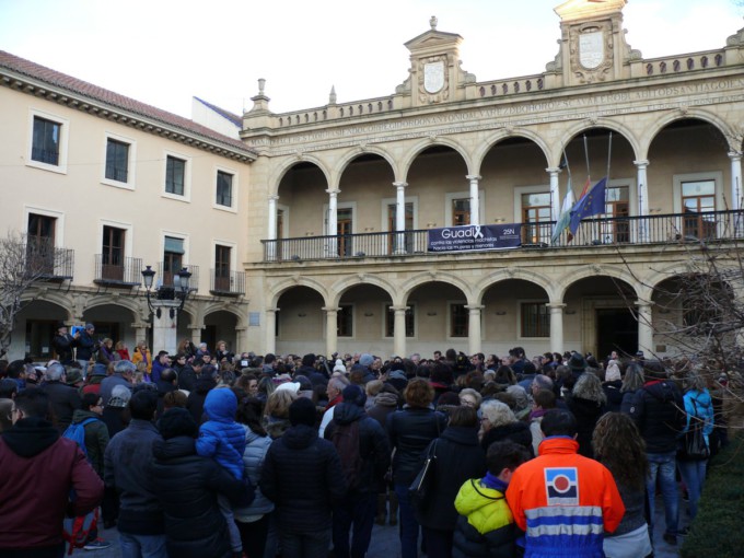 concentracion-guadix-mujer-asesinada