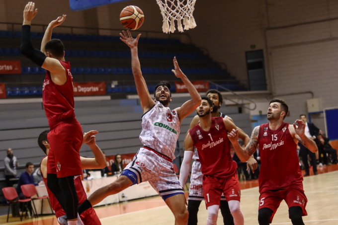 FOTO: AGENCIA GARNATA. Partido entre Coviran Granada contra Real Murcia