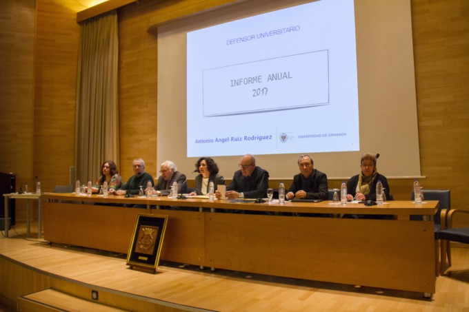 defensor-universitario-informe-anual-UGR