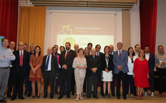 premios granada por la educacion