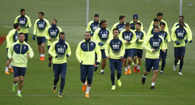 CARRERA-ENTRENAMIENTO-GRANADA-CF