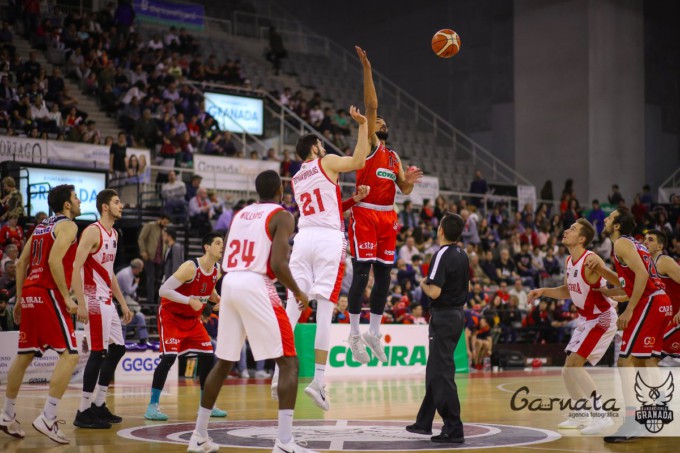 DEVIN-WRIGHT-SALTO-INICIAL-COVIRÁN-GRANADA