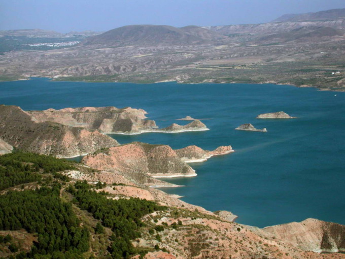 29_Embalse-del-Negratin-y-Badlands_192