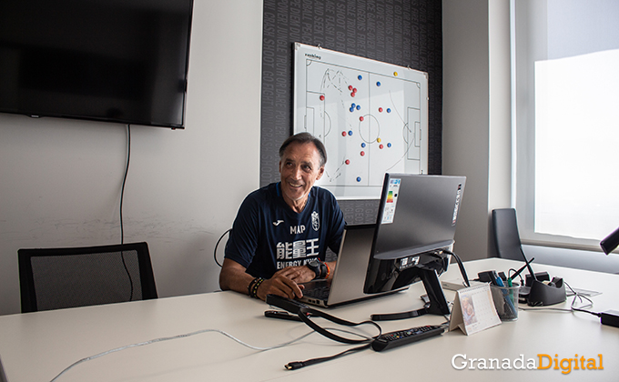 Entrenador Granada CF