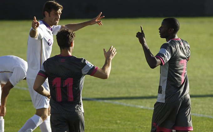 adrian ramos gol granada cf betis pretemporada