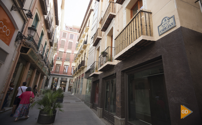 Calle arco de las orejas en Granada