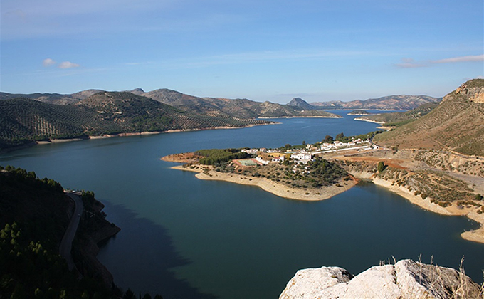 embalse de iznajar