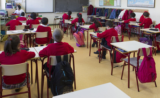 colegio aula escuela alumnos profesor