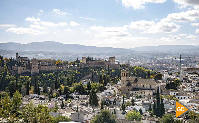 Alhambra y Granada ciudad 01