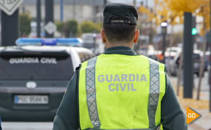 Guardia civil granada 13