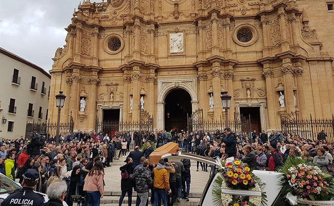 entierro fallecidos explosion guadix