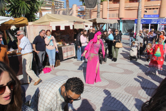 AMBIENTACION BAILE ANDALUSI EN MERCADILLO MEDIEVAL 18