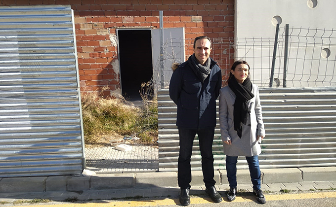 Olga Manzano y Gonzalo Vázquez futuro Centro Deportivo Urbano Loja