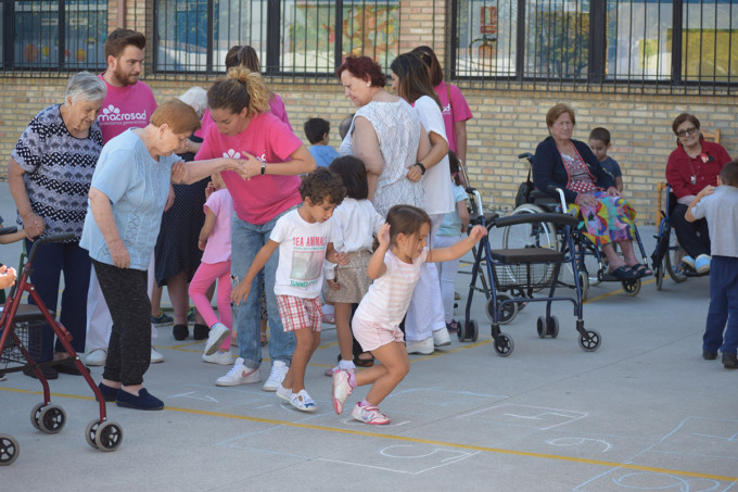 Actividad Intergeneracional de Macrosad