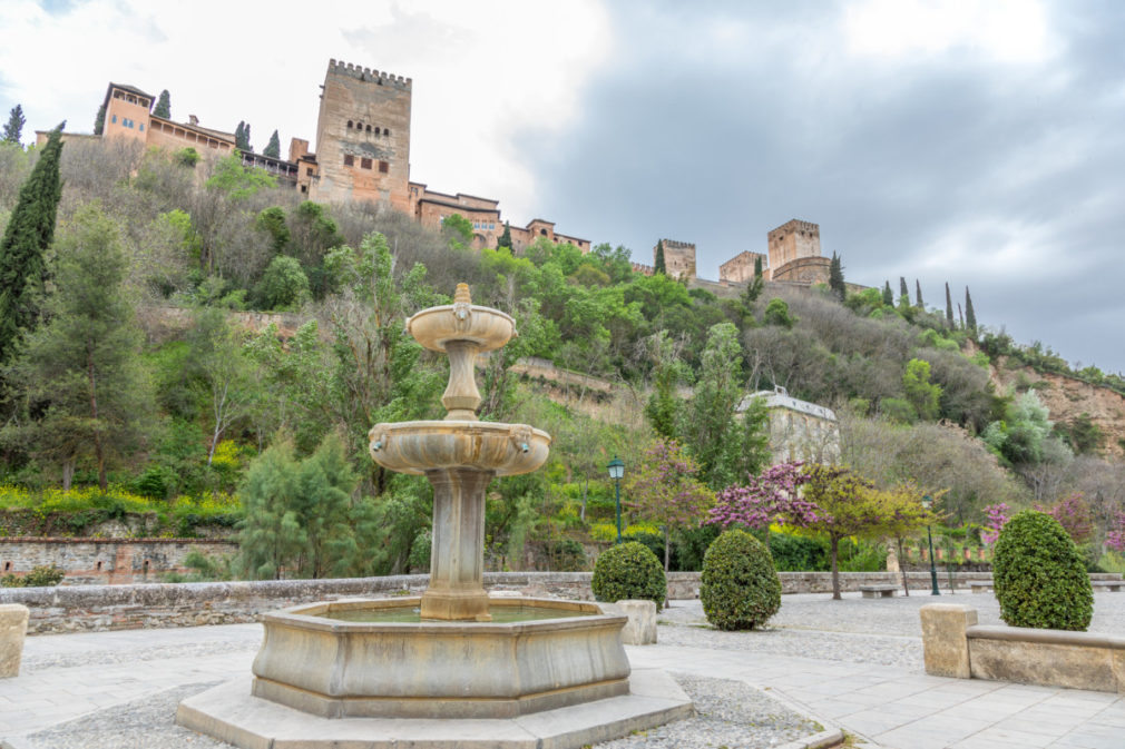 L'Alhambra de Grenade depuis le paseo del Padre Manjón