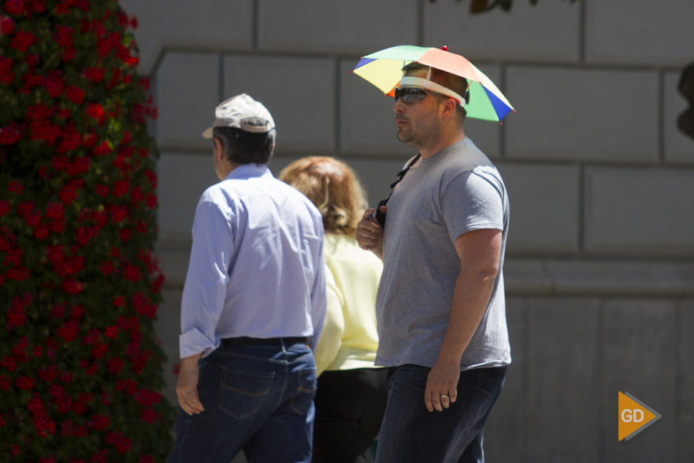 fotos de calor y de turismo por el centro