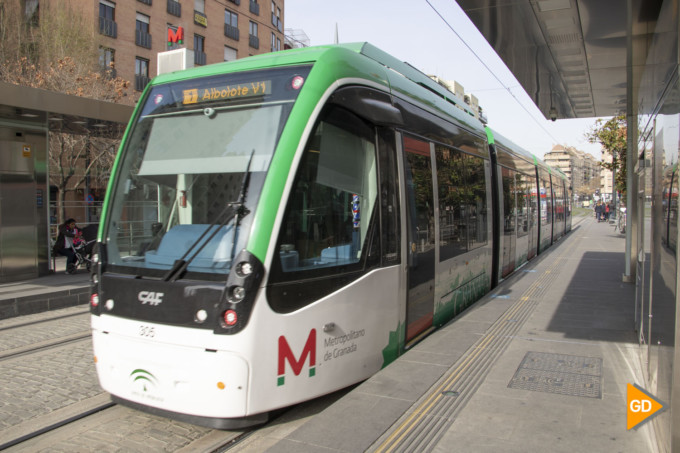 metro granada metropolitano transporte publico movilidad caleta parada