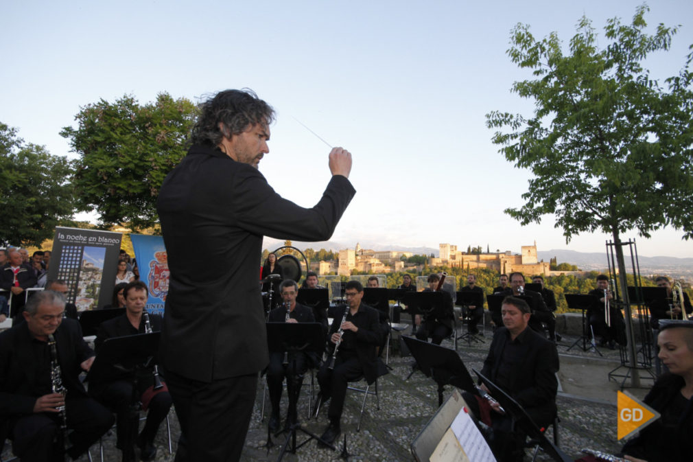 Actos de la noche en blanco en la huerta San Vicente