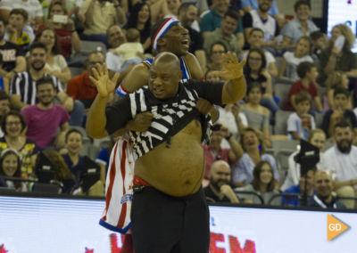 Espectáculo de los Harlem Globetrotters en el palacio de los deportes de Granada