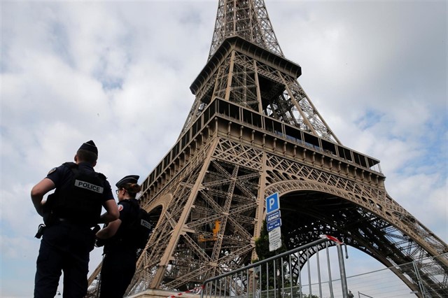 torre_eiffel