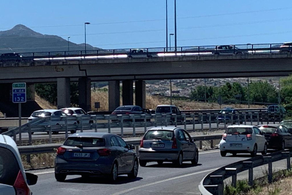 RETENCIONE AUTOVIA A44