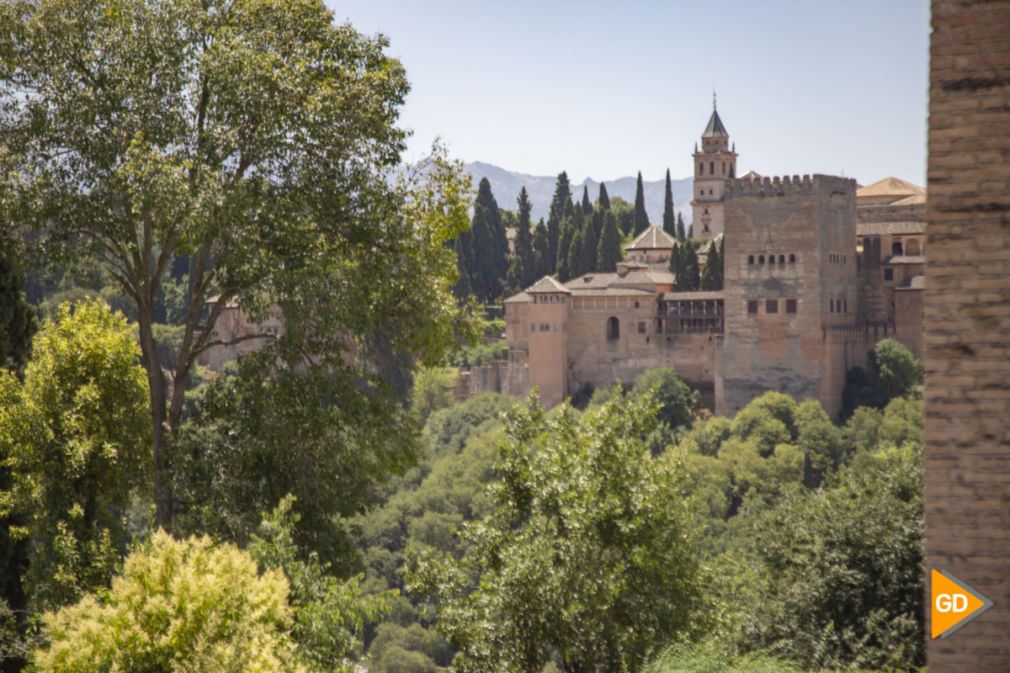 ALHAMBRA VERANO CALOR TURISMO GRANADA CIUDAD ALBAICIN Dani B