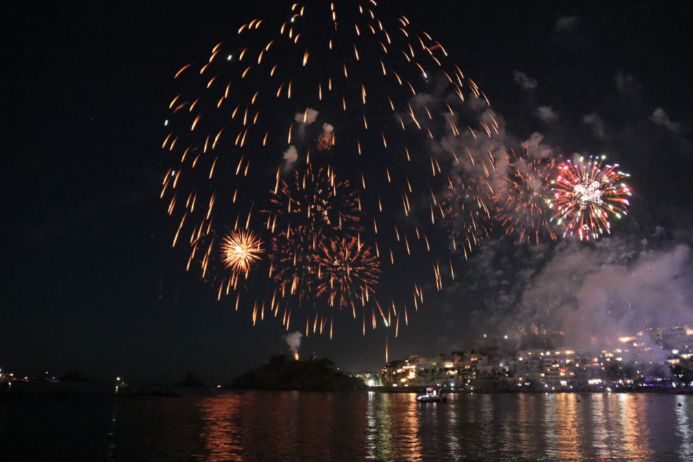 FUEGOS ARTIFICIALES ALMUÑÉCAR 19