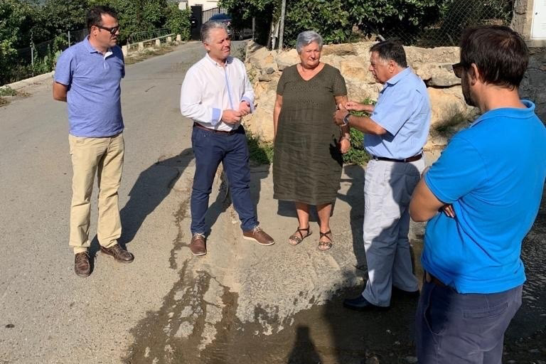 El diputado de Obras Públicas y Vivienda y vicepresidente cuarto de la Diputación de Granada, José María Villegas, en una visita a la carretera GR-4202