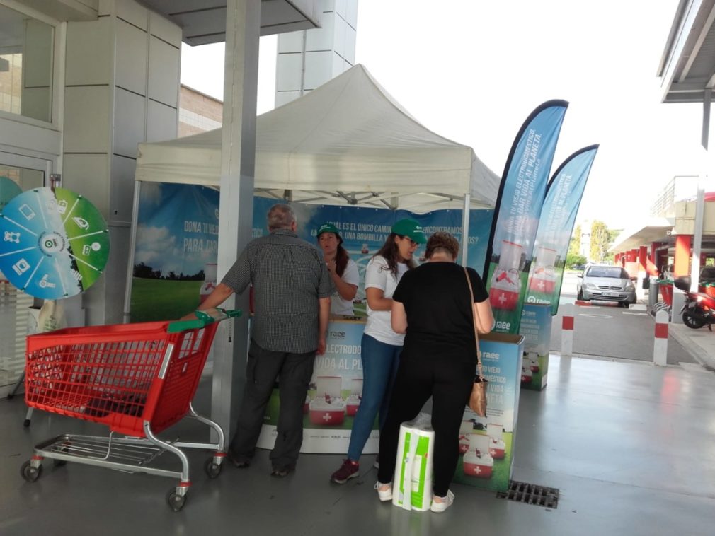 Dona vida al planeta en Motril (Granada)