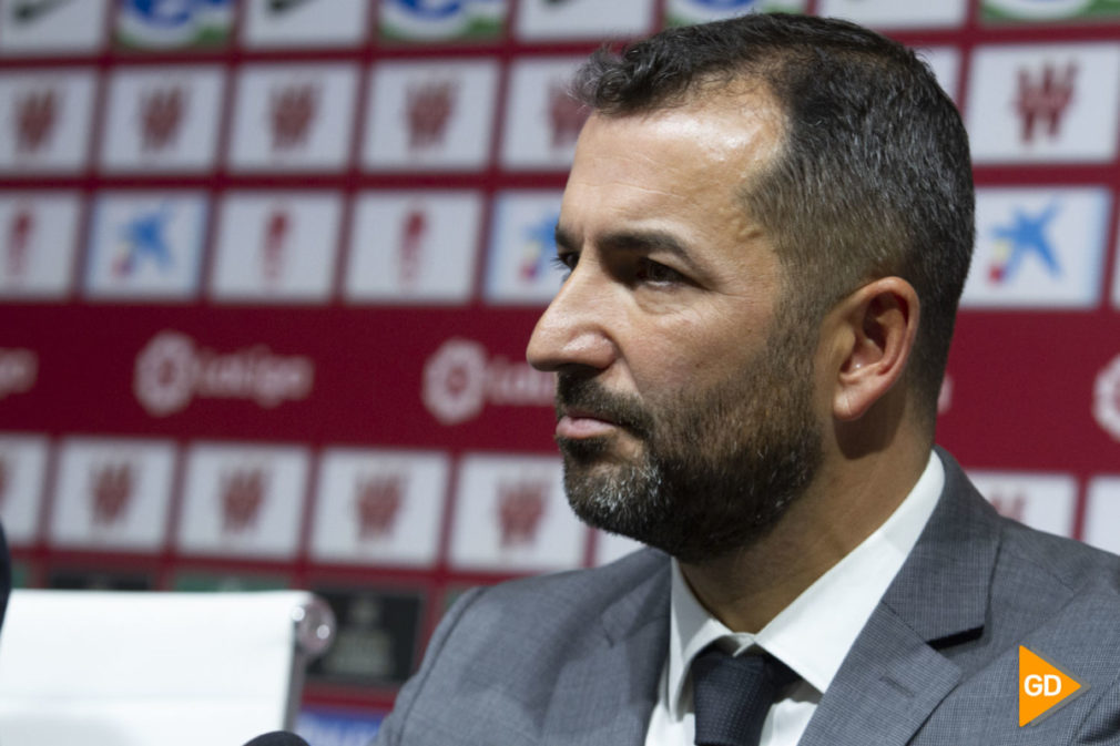 Rueda de prensa de Diego Martinez tras su renovación de como entrenador del Granada CF