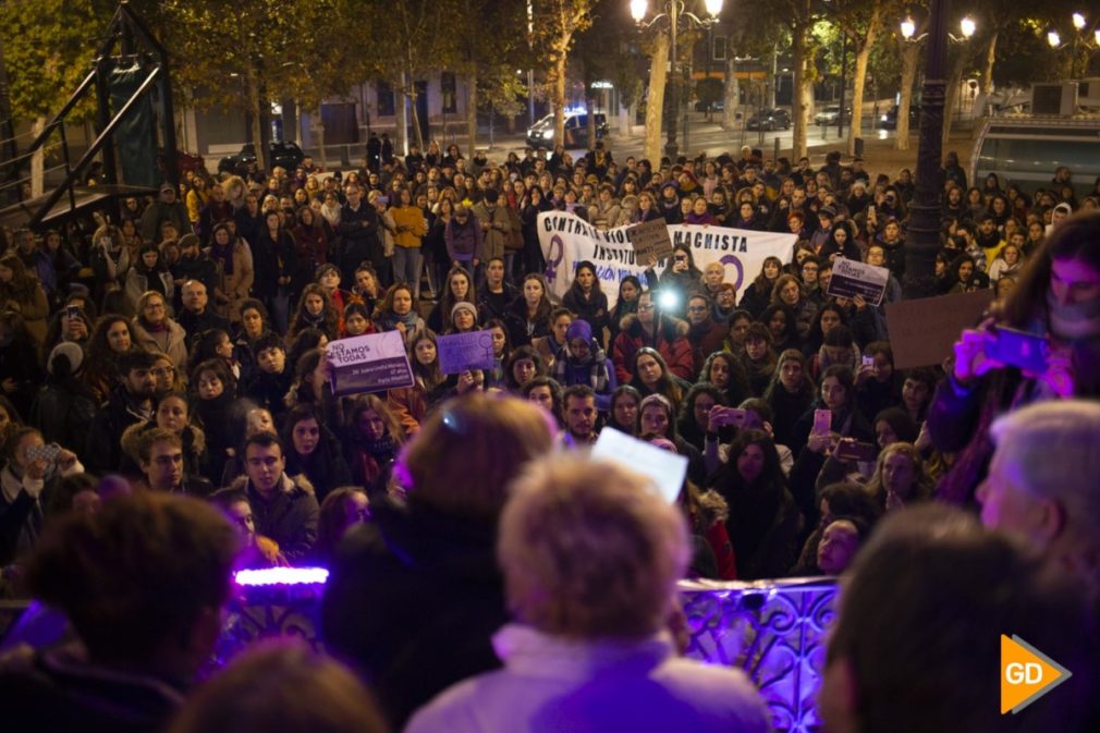 manifestacion contra la violecia de genero 25N en Granada