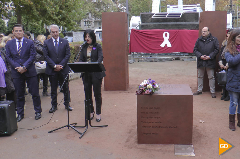 Nuevo monumento memoria victimas violencia de genero - Dani B 03