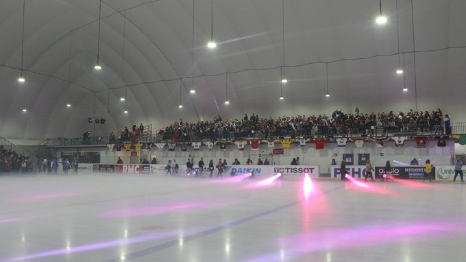 Igloo-granada-ice-arena-Pista-de-patinaje-1