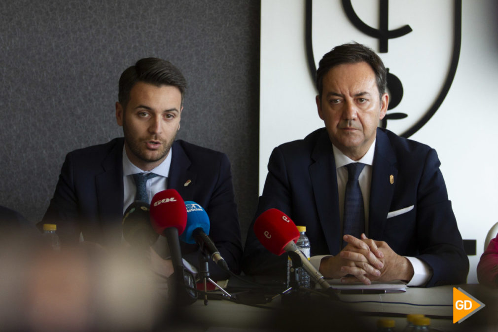 Desayuno informativo del Granada CF en el estadio de los Carmenes