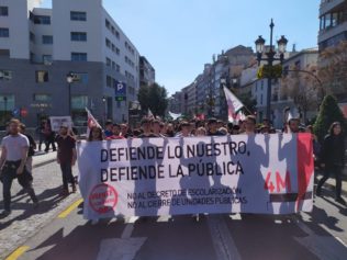 manifestacion defensa de la enseñanza pública - foto Javi Gea