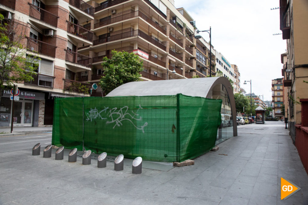 FOTOS CRISTAL ROTO PARADA DE METRO (5)