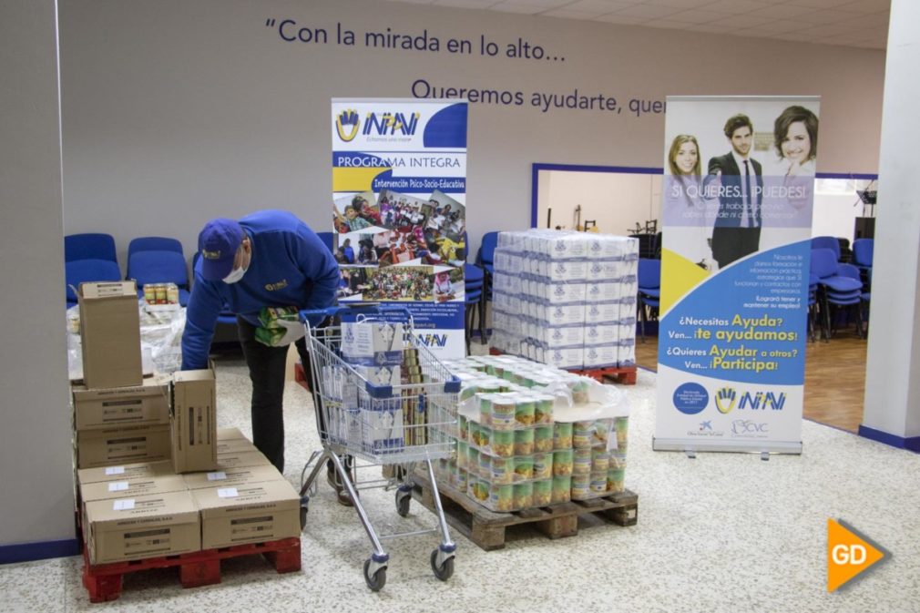 REPARTO ALIMENTOS INPAVI GRANADA COVID19 - Dani B-4