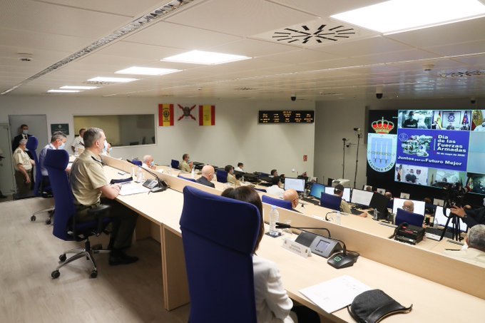 Rey Felipe VI videoconferencia con militares desde la base de Retamares- Casa de S.M. el Rey