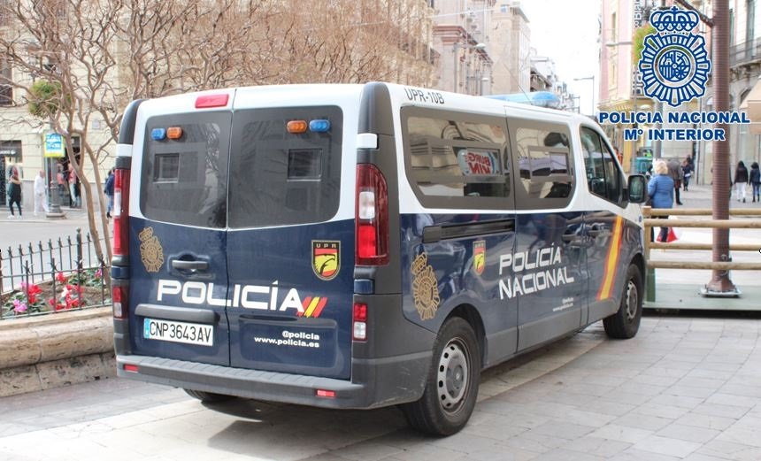 furgon policia nacional