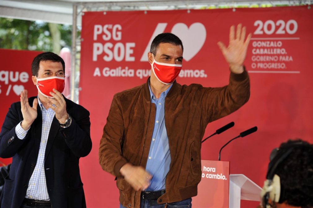 Pedro Sánchez, durante un mitin junto al candidato a la presidencia de la Xunta por el PSdeG-PSOE, Gonzalo Caballero - Foto Rosa Veiga - Europa Press