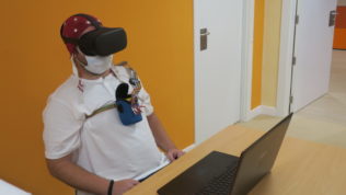 investigación con realidad virtual para mejorar la gestión de las emociones en alumnos con discapacidad